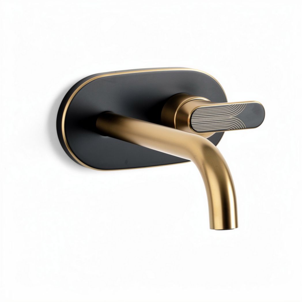 Wall-mounted bathroom faucet in brass finish - 20 x 12 x 8cm